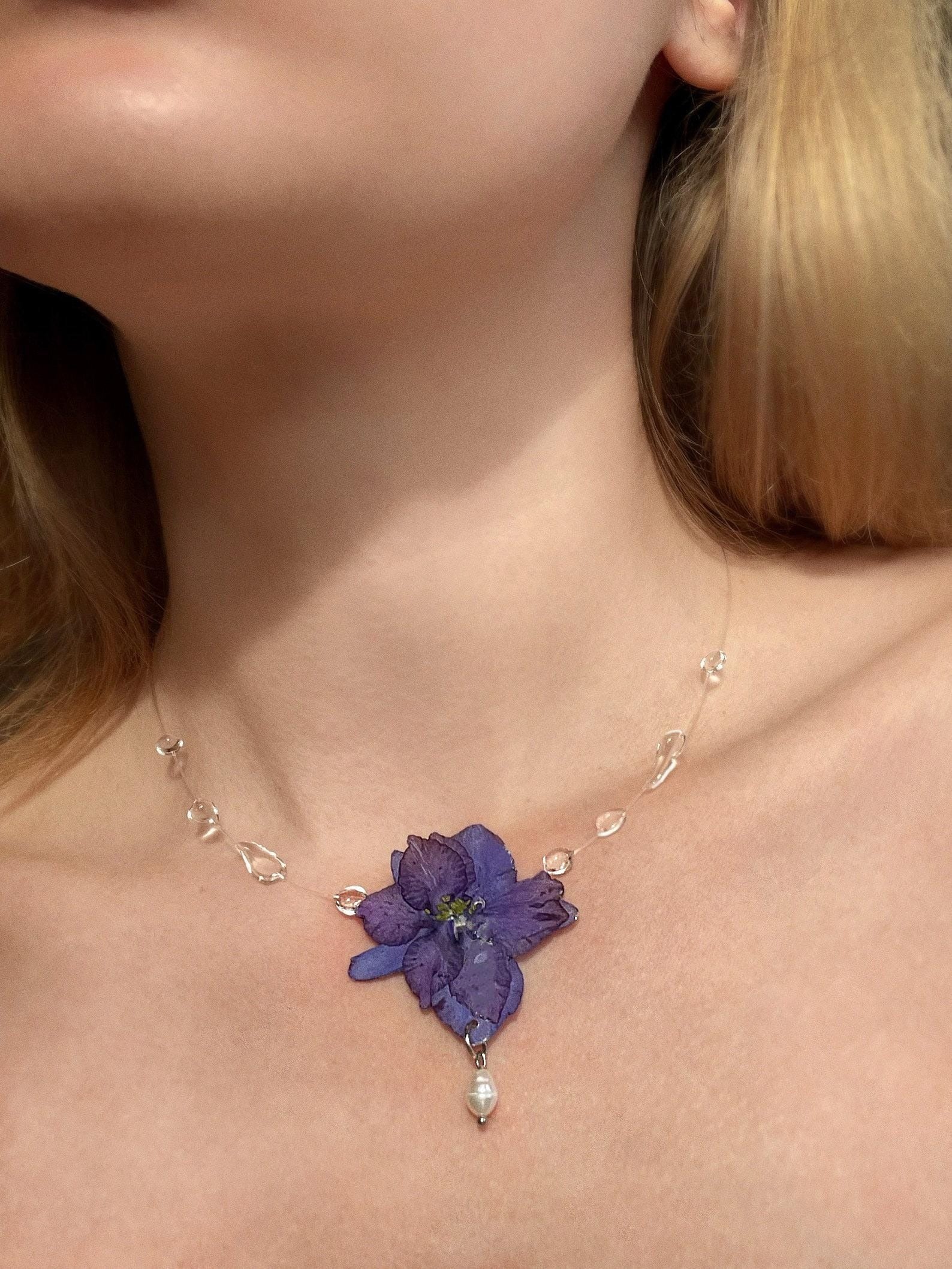 Flower Necklace With Pearl