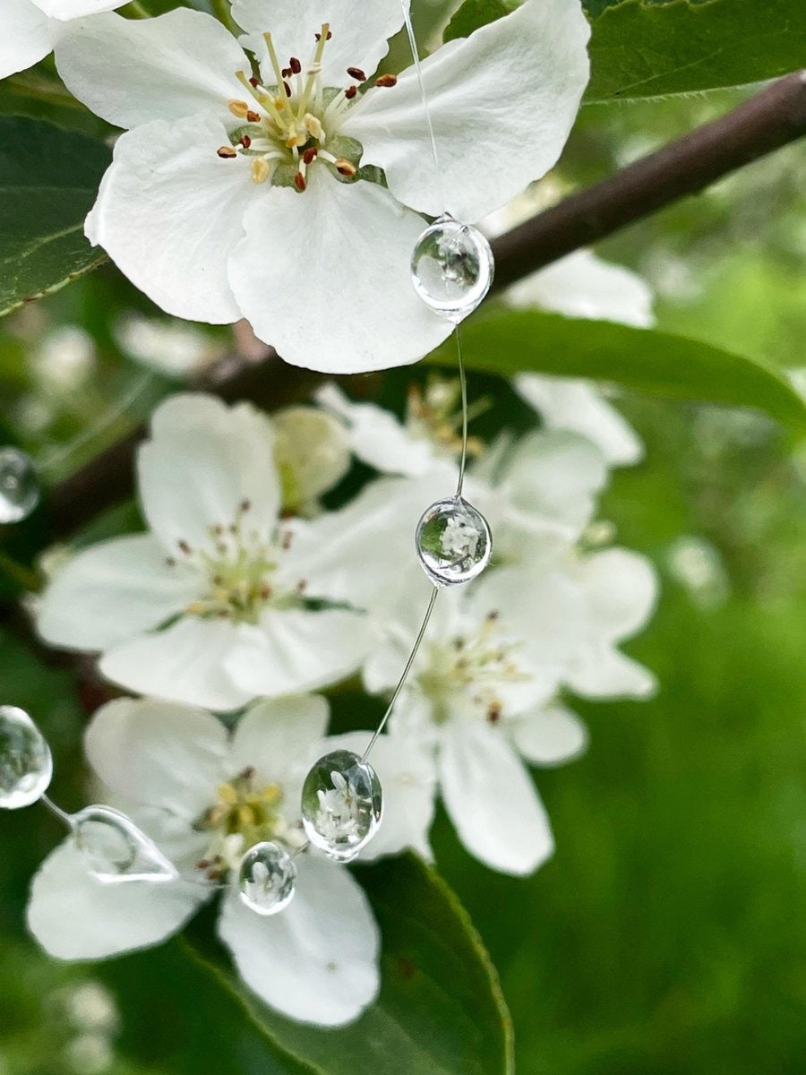 Minimal Droplets Necklace