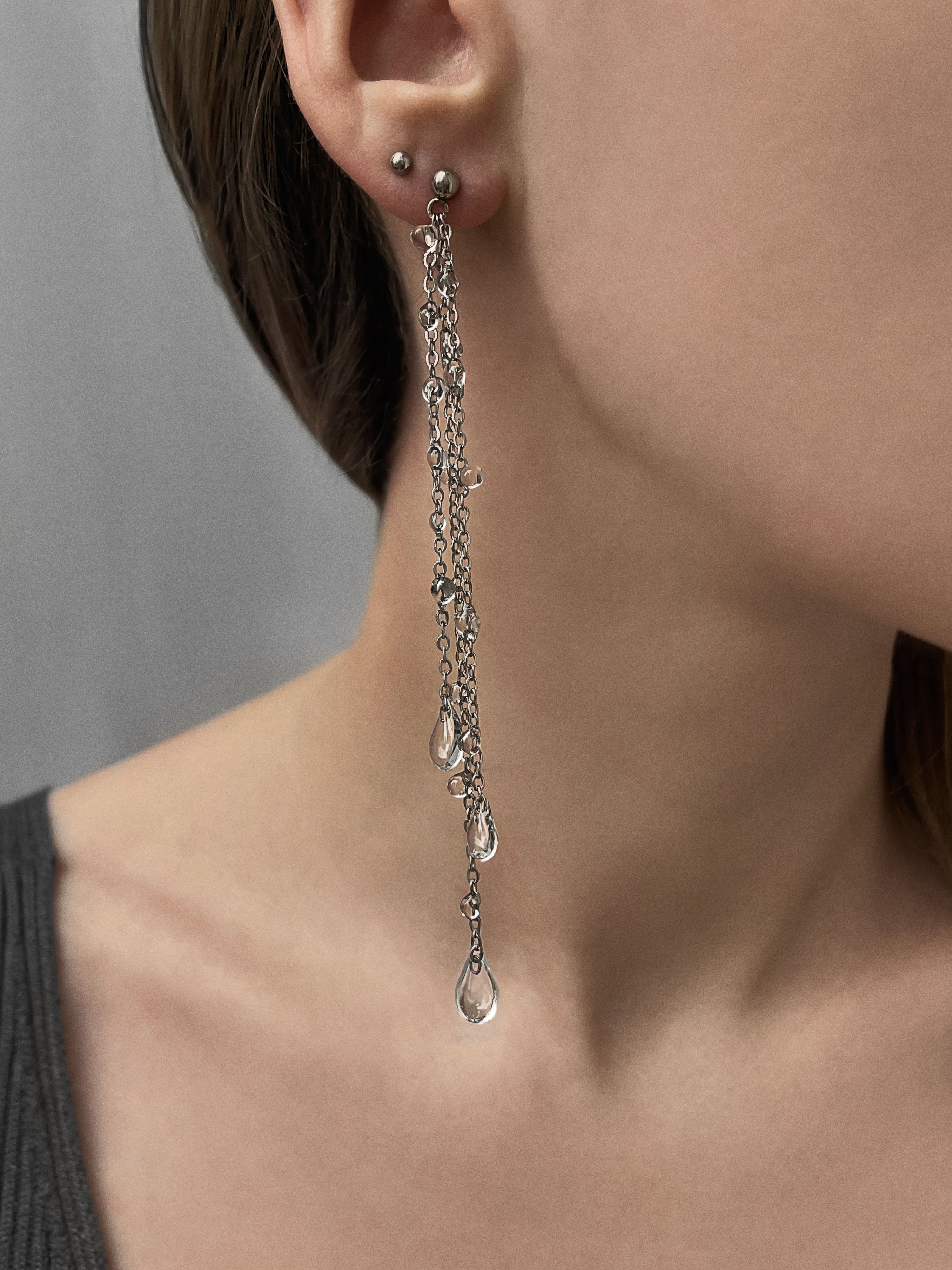 Minimal Dewdrops On Chain Earrings